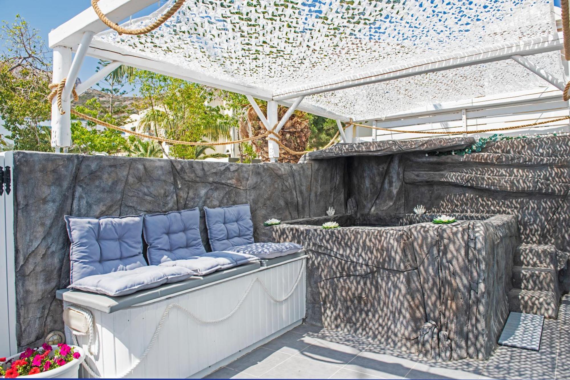 Blue Dream - Santorini Apartment Kamari  Bagian luar foto